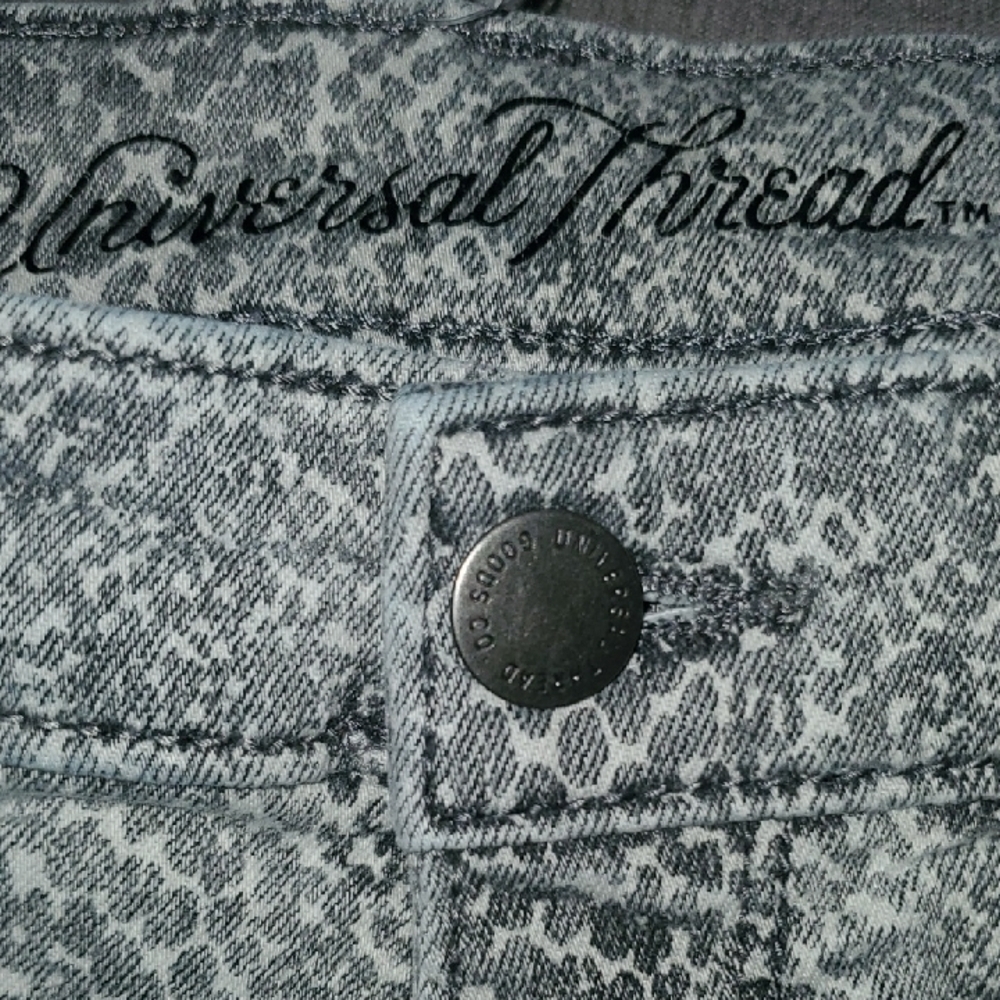 Animal Print Universal Thread Denim Jeans Womens Size 0 Animal Pattern Patterned